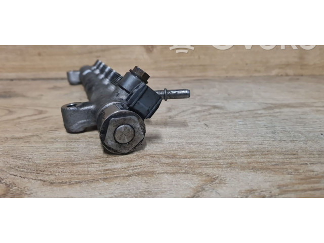 Vstřikovací lišta 31303612 Volvo V70 D4204T5