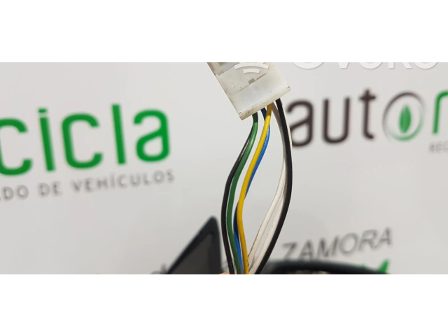 Zpětné zrcátko Renault Sandero I 2020