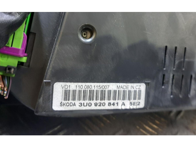 Панель приборов 3U0920841A Skoda Superb B5 (3U)