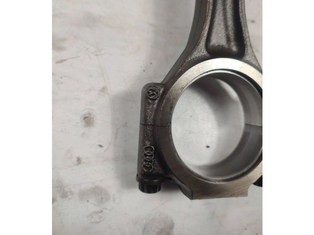  Поршень с шатуном  038J  Volkswagen PASSAT B6  