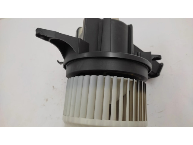 Вентилятор печки    77367171, EJV00007   Fiat 500X