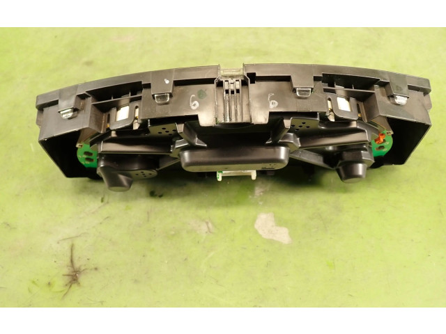 Панель приборов 13214771LP   Opel Meriva A       