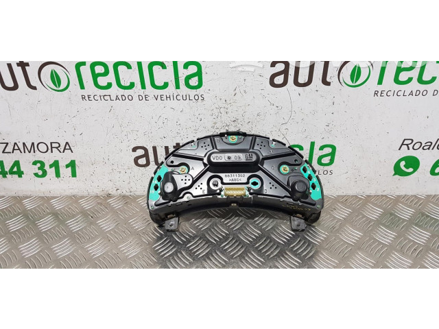 Панель приборов 88311302   Opel Combo C       