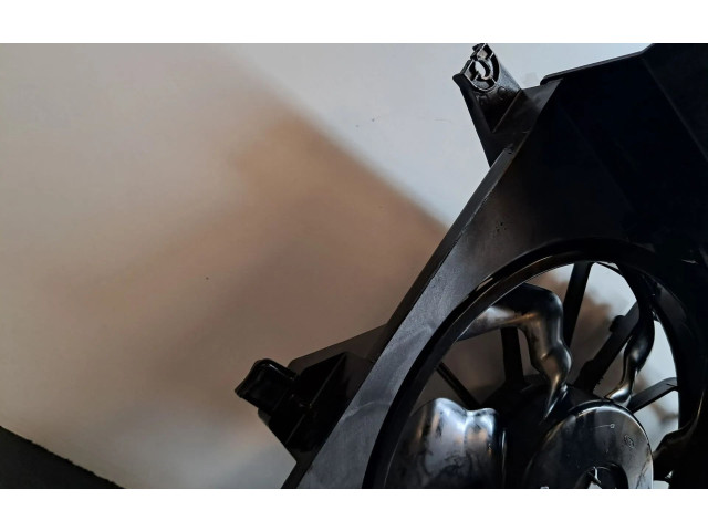 Вентилятор радиатора 253031K120 Hyundai ix20