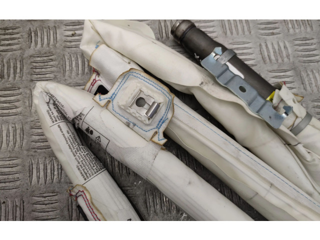 Боковая подушка безопасности A1668602500 Mercedes-Benz GLE (W166 - C292)