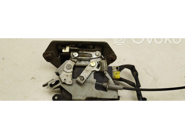 Zámek zadních dveří Subaru Forester SG 2004