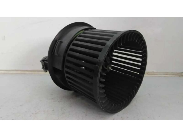 Вентилятор печки    587016001015, E3-B2-39-1   Peugeot 2008 II