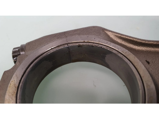 Píst 11257840922, 11247838623 BMW M5 pro benzínový motor 5.0