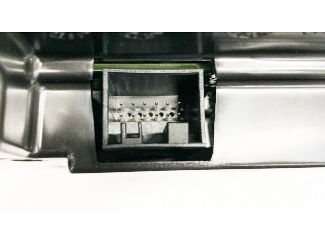 Přístrojová deska BMW X1 F48 F49 2017 8794209, 17649411