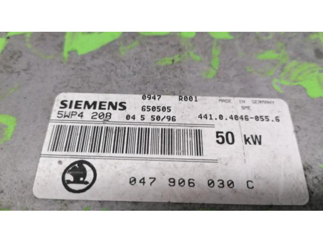 Блок управления двигателя 047906030C   Skoda Felicia II