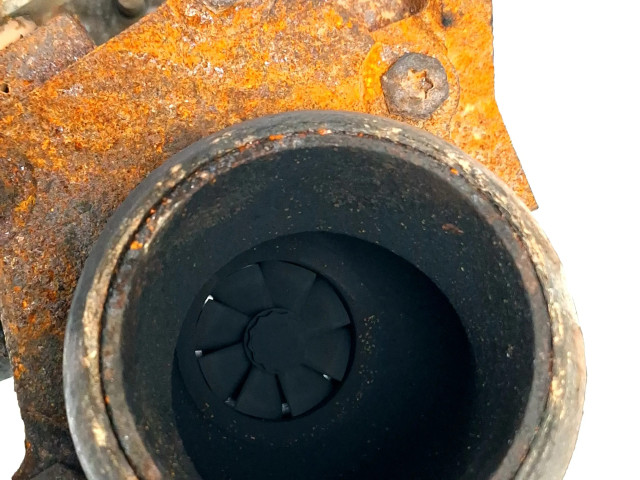 Turbodmychadlo Турбина Mercedes-Benz Vito Viano W639 2.1 109 CDI OM 646.983