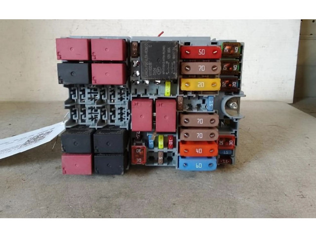 Блок предохранителей 51987784 Jeep Renegade