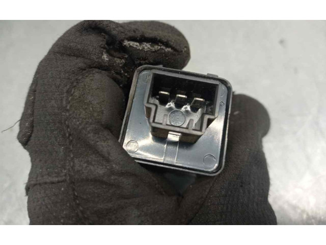 Блок предохранителей 8662005001 SsangYong Actyon