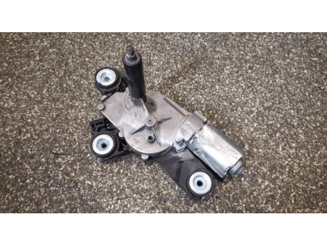 Двигатель стеклоочистителя заднего стекла