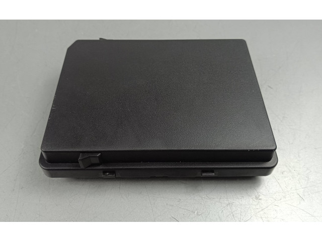 Блок предохранителей 284B76RA0A, L162305EE6 Mitsubishi Outlander IV