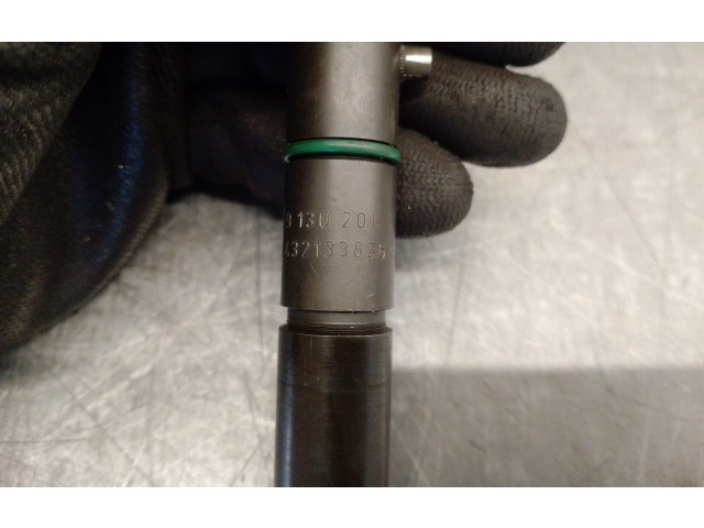 Форсунка 059130201E Audi A6 S6 C5 4B AFB