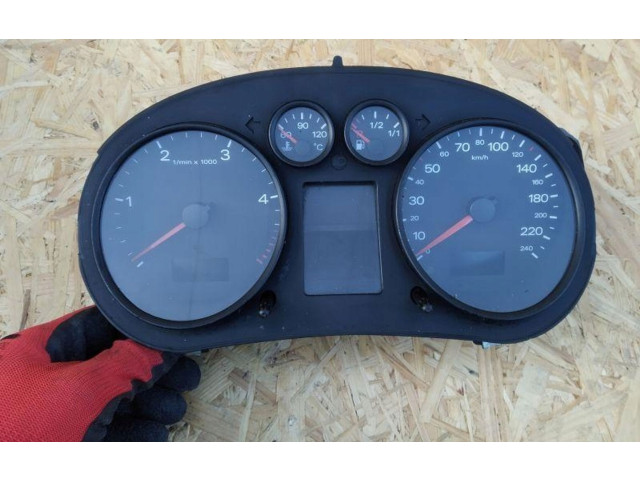 Панель приборов 8Z0920900 Audi A2