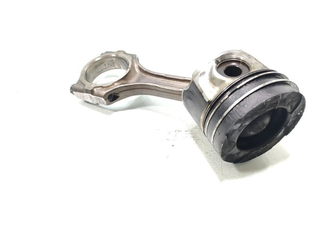 Píst    Toyota RAV 4 (XA30)    2AD-FTV 