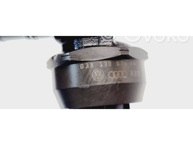 Форсунка 038130073AG, 0414720215 Volkswagen Jetta V BKC