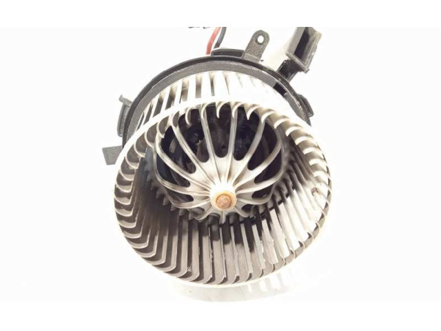 Вентилятор печки    8K1820021, 8K0820521B   Audi A5 8T 8F