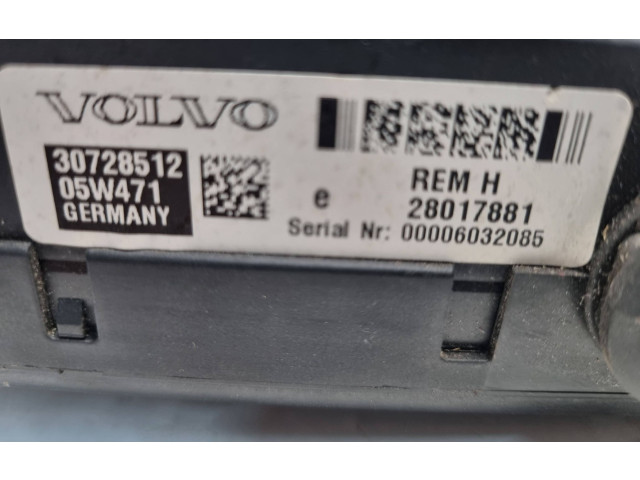 Блок предохранителей 30728512, 28017881   Volvo XC90    