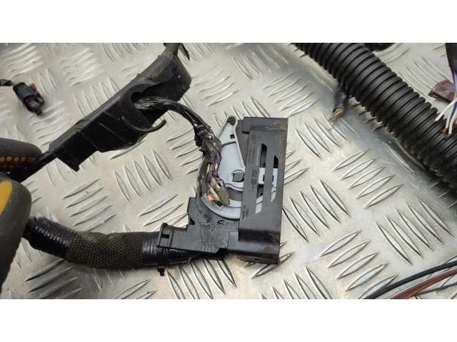 Pojistková skříňka P68445825AC Chrysler Pacifica 2019