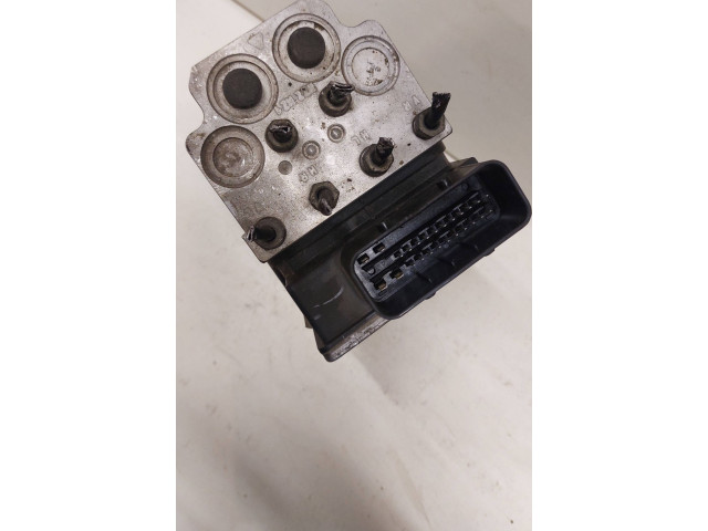 Jednotka ABS 13136694, 8T68998T Opel Vectra C 2002