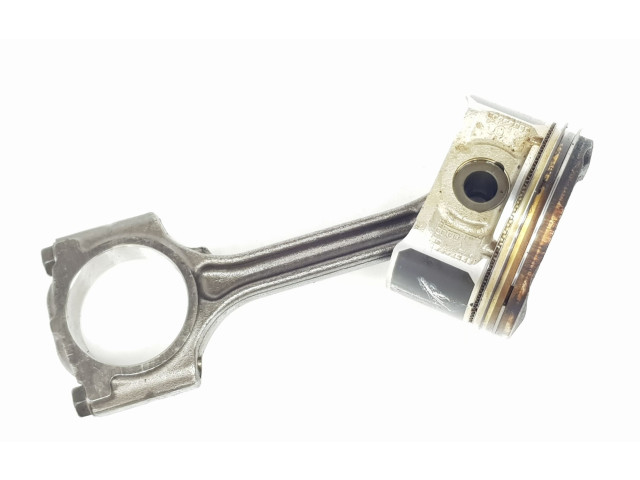 Поршень с шатуном 120A10724R, 120A10724R Dacia Dokker