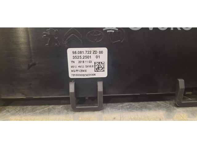Блок управления климат-контролем 98081722ZD   Peugeot Partner III