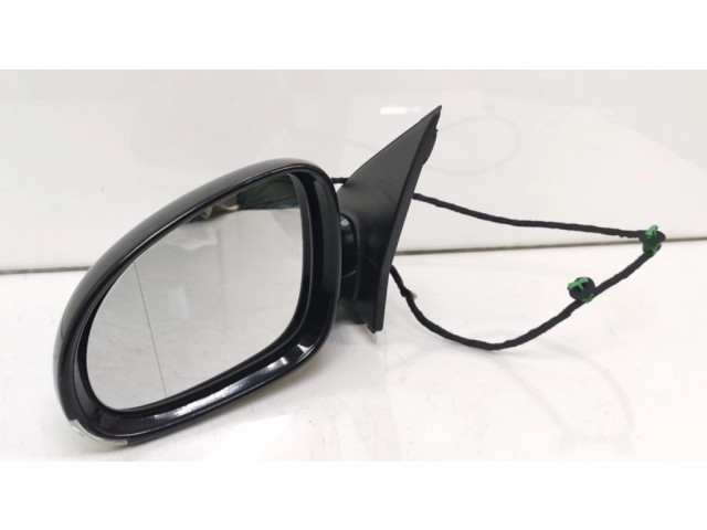 Зеркало электрическое левое Volkswagen Jetta V 2005-2010 года