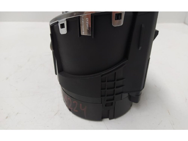 Панель приборов 5K0920870D Volkswagen Golf VI