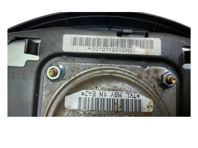 Подушка безопасности водителя 8420503, 001071201CHL Toyota Corolla Verso E121