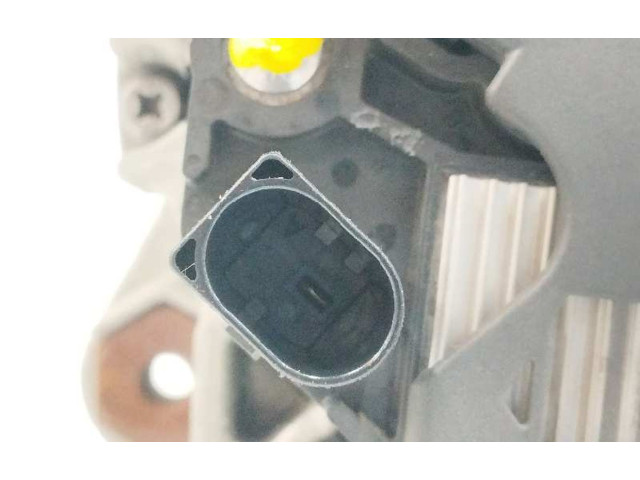 Генератор 30659580, 0125812009 Volvo V60