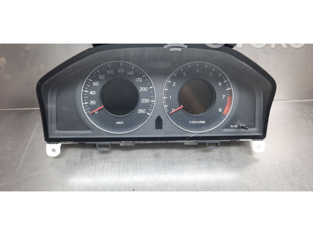 Панель приборов    Volvo V70       