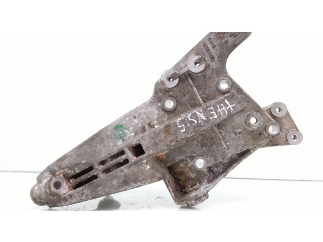 Кронштейн подвесного подшипника полуоси