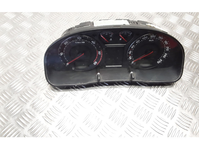 Панель приборов 3U0920811A, 110080116007   Skoda Superb B5 (3U)       