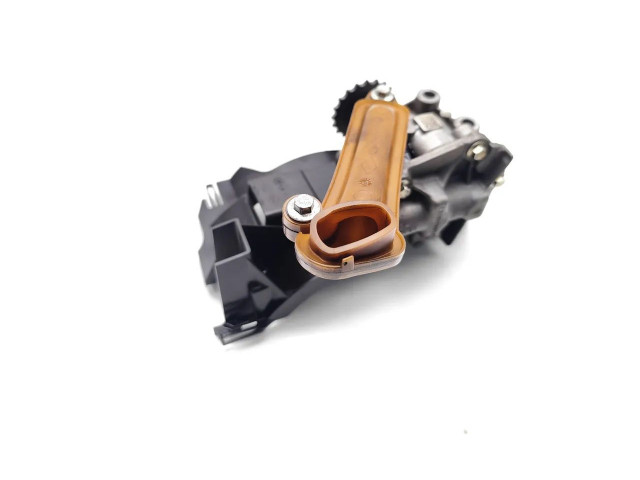 Масляный насос  M9R780 8200345633, 8200368176  Renault Scenic II -  Grand scenic II 