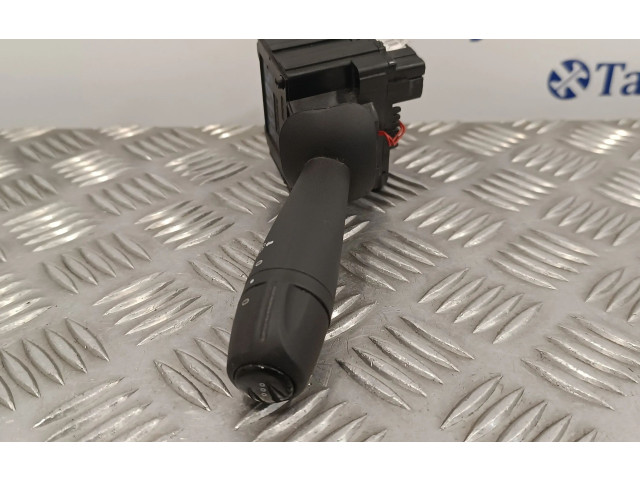 Ручка стеклоочистителей E10645650 Dacia Lodgy