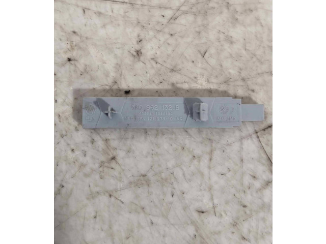 Pojistková skříňka Блок управления без ключа 5K0962132B, 5FA17167310 Seat Ibiza V (KJ) 2010