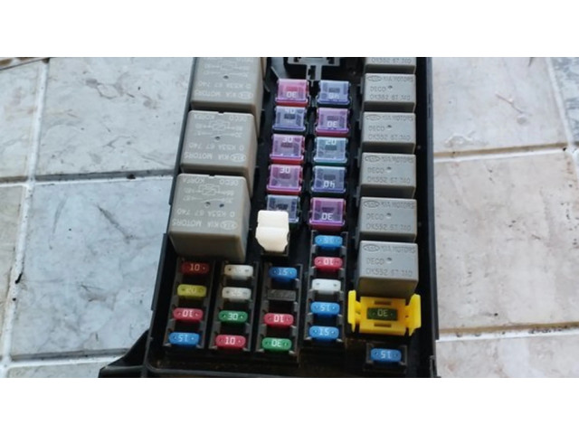 Блок предохранителей 911613E040, 1006328051   KIA Sorento    