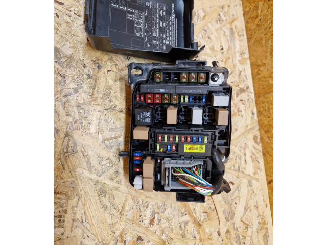 Блок предохранителей 919513X150, 1879001316   KIA Ceed    