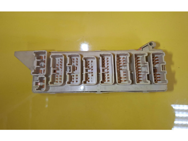 Pojistková skříňka Mazda MPV 1999