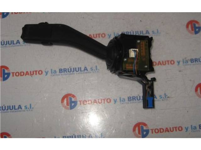 Ручка стеклоочистителей 1k0953519j   Volkswagen Caddy