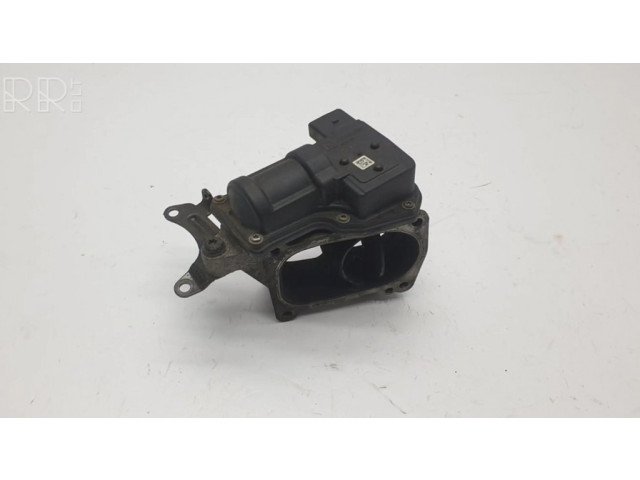 Дроссельная заслонка