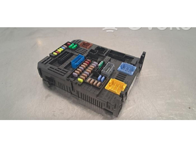 Блок предохранителей  9846483280   Peugeot 2008 II    