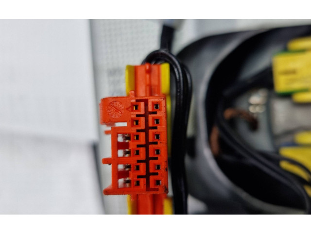 Подушка безопасности водителя    Volkswagen Phaeton