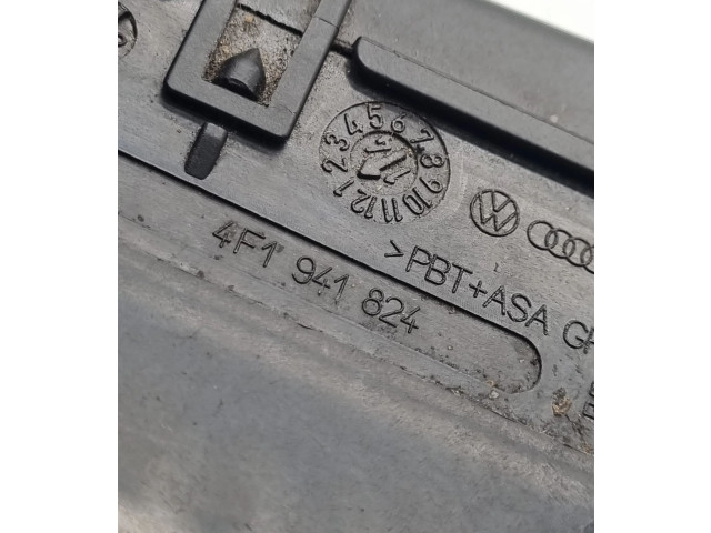 Блок предохранителей 4F1941824   Volkswagen Touran II    