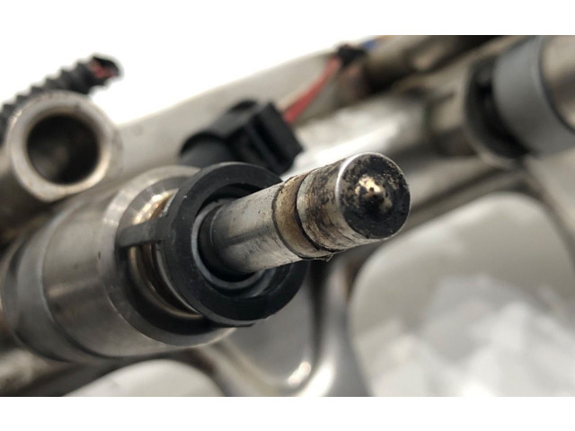 Топливная рампа 0261500074 Skoda Superb B6 (3T)