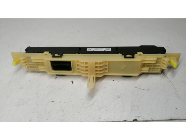 Дисплей 8395042080, 022200937 Toyota RAV 4 (XA40)