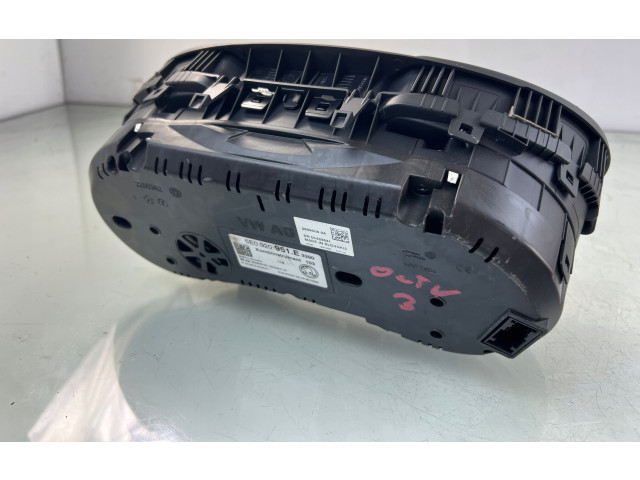 Панель приборов 5E0920951E   Skoda Octavia Mk3 (5E)       